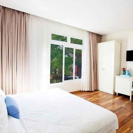 Co Xanh Hotel Đà Nẵng Extérieur photo